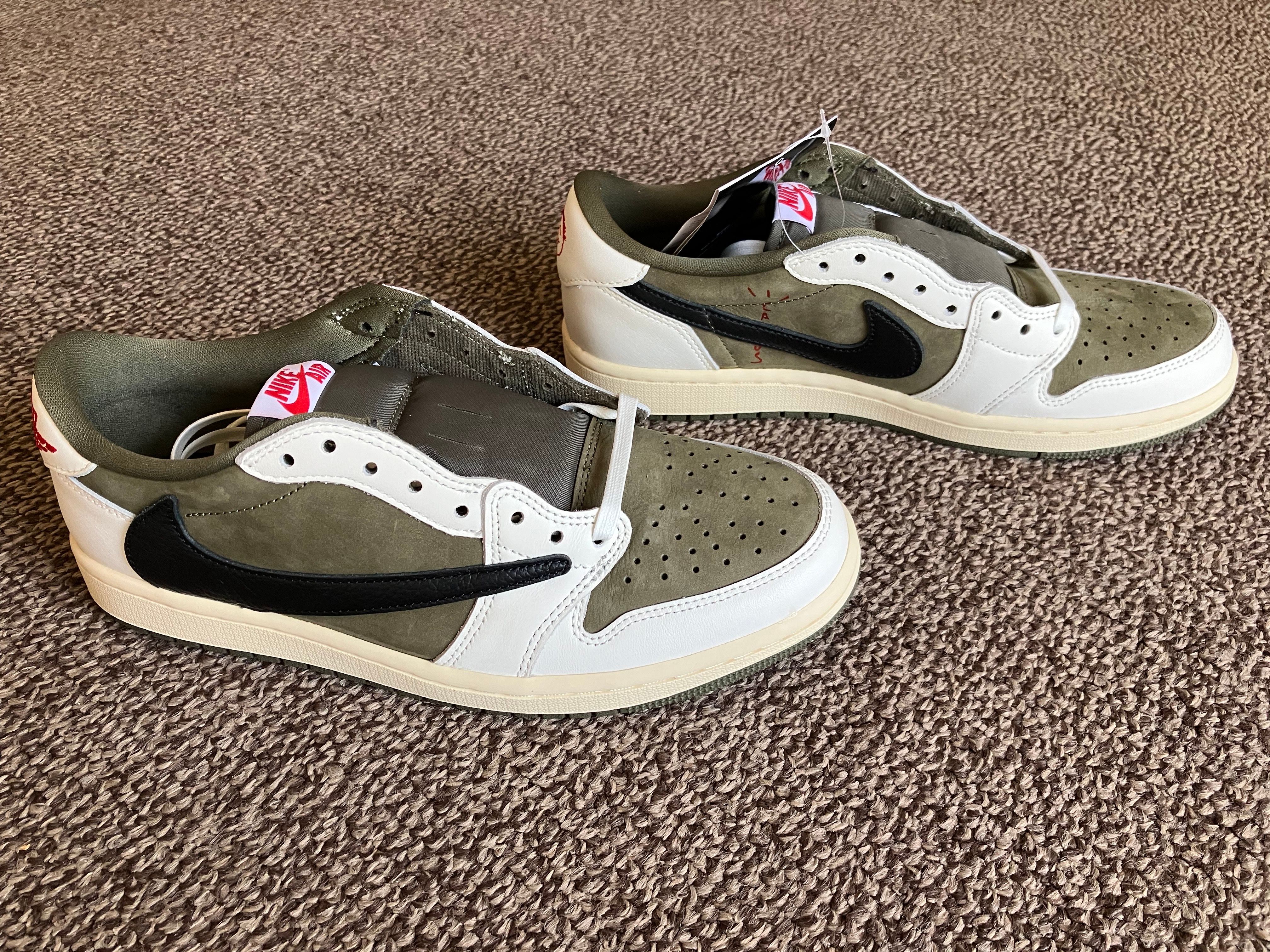Travis Scott × Nike Air Jordan 1 Low OG SP "Reverse Olive"