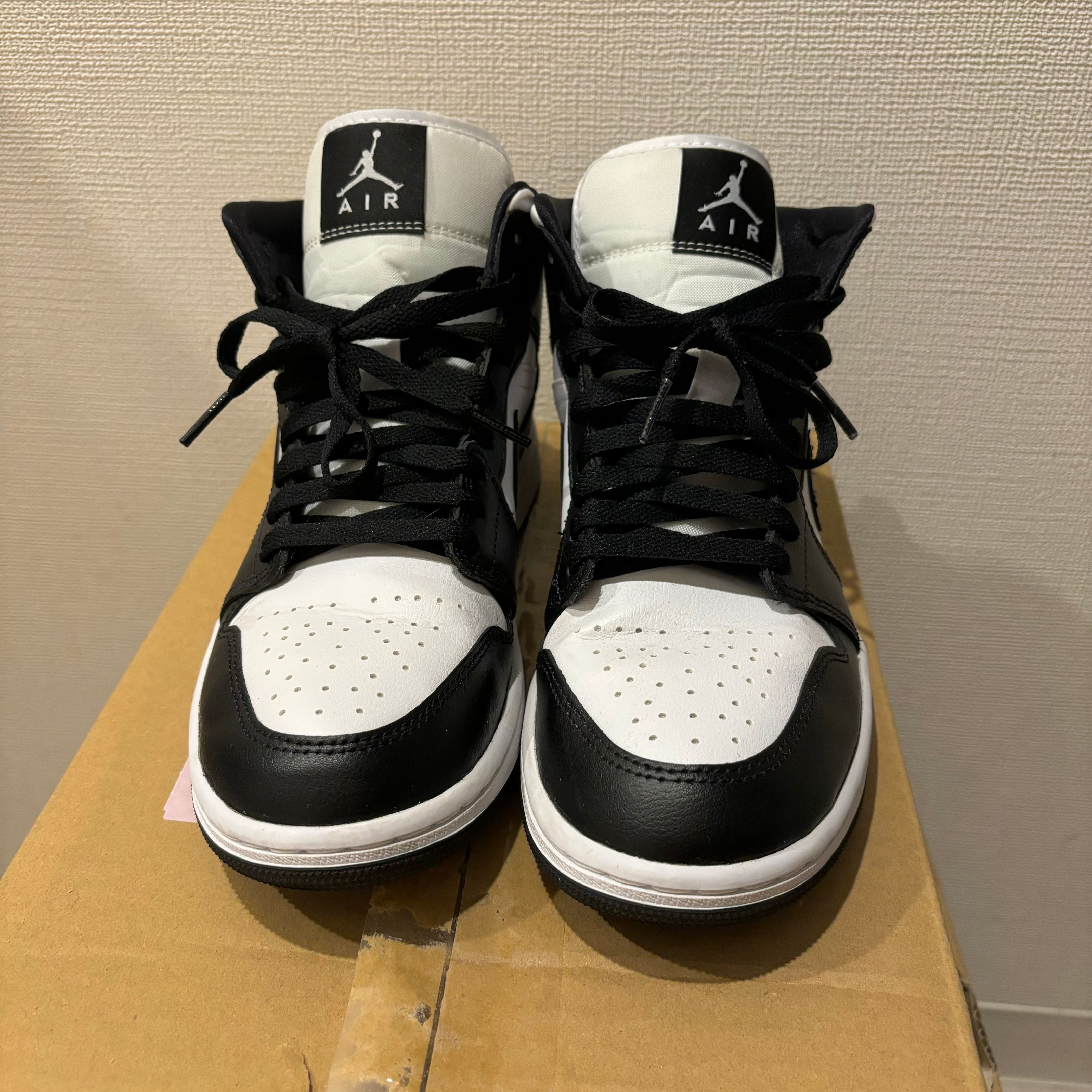 Nike Women's Air Jordan 1 Mid "Black/White"