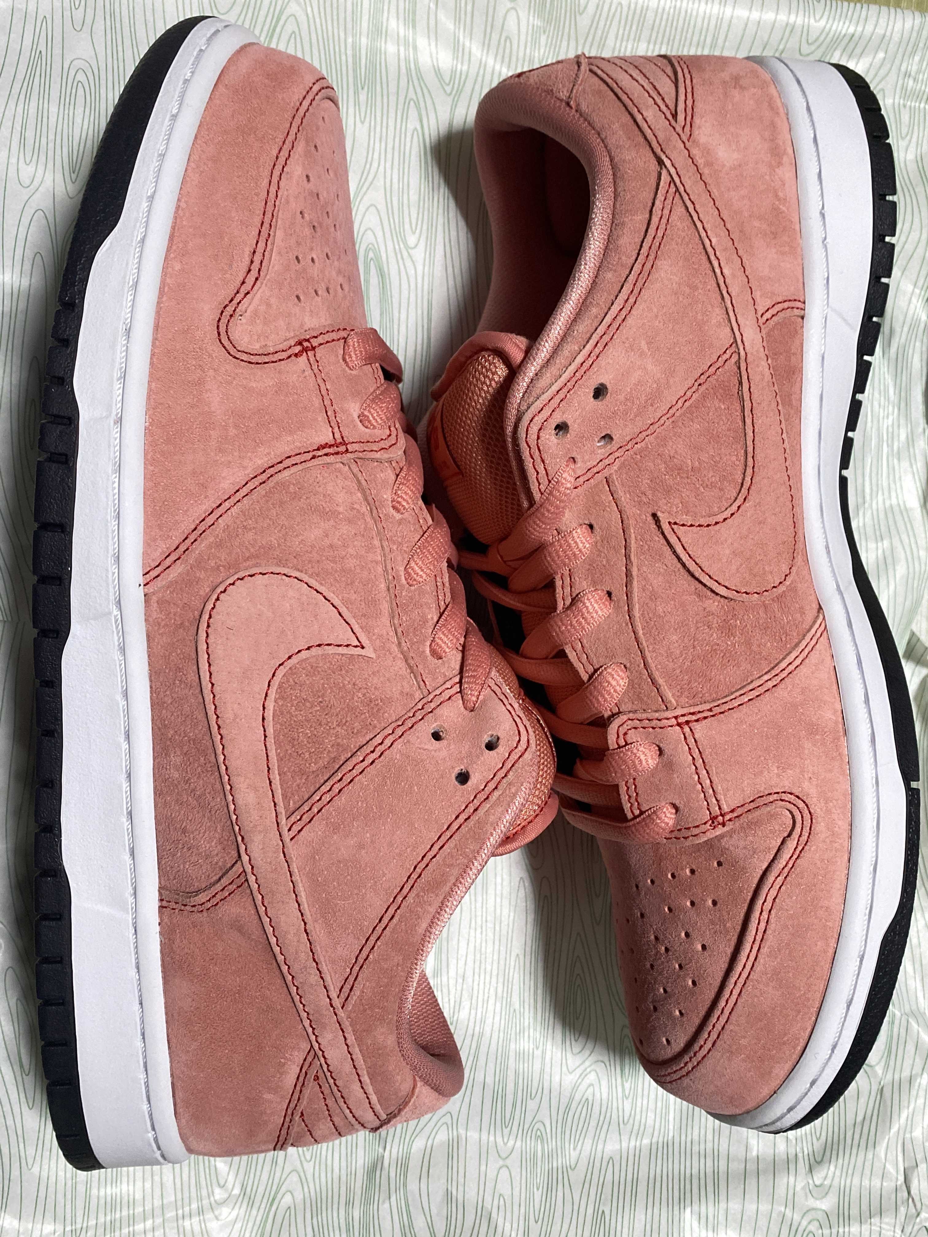 Nike SB Dunk Low "Pink Pig"
