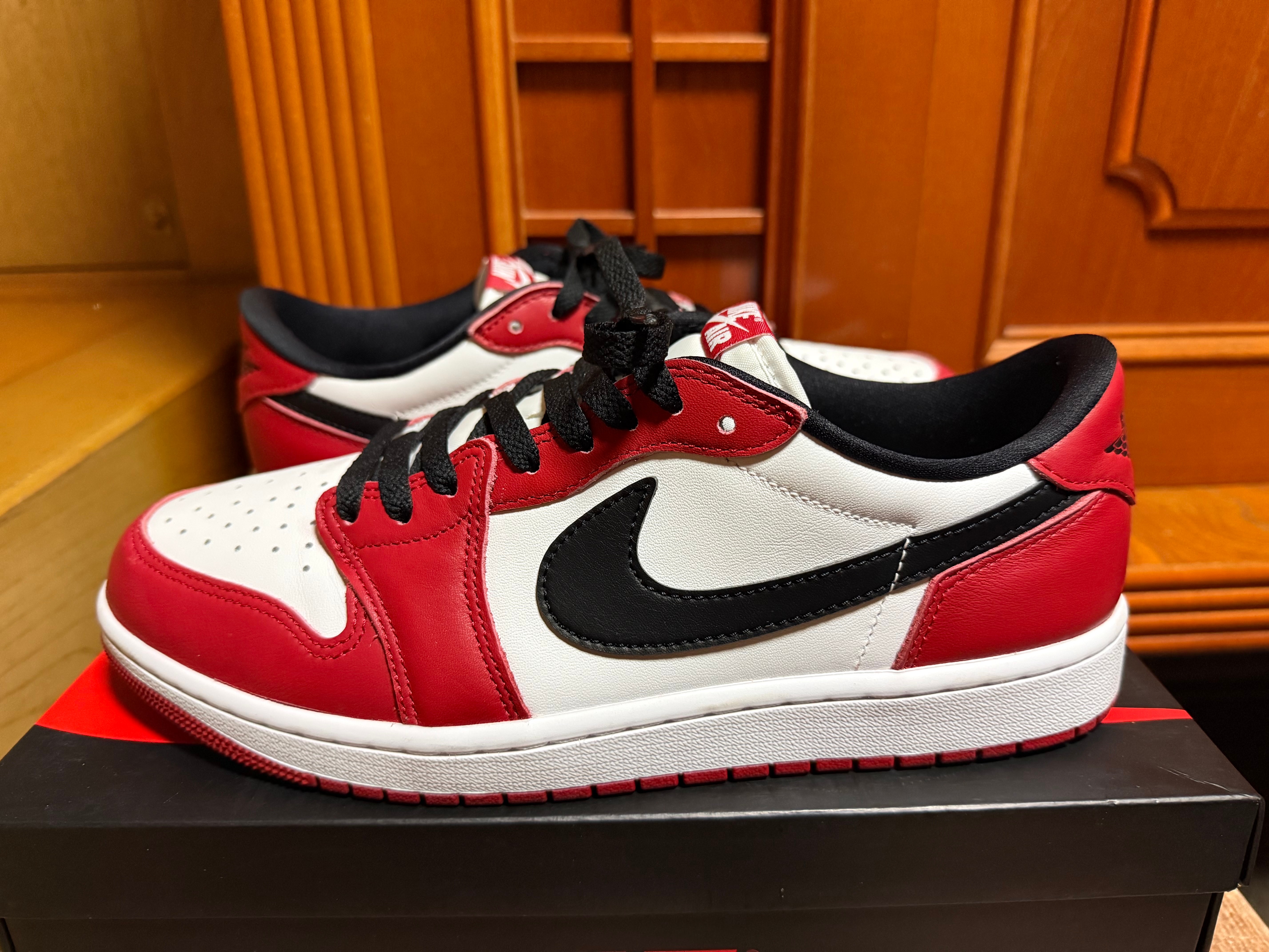 Nike Air Jordan 1 Retro Low OG "Chicago" (2025)