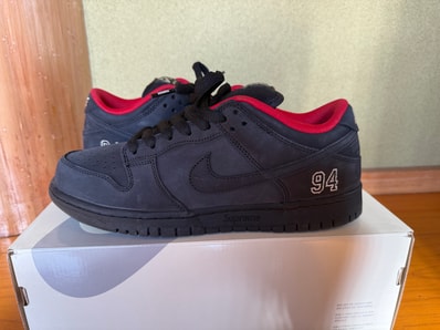Supreme × Nike SB Dunk Low "Black" (25FW Week2)