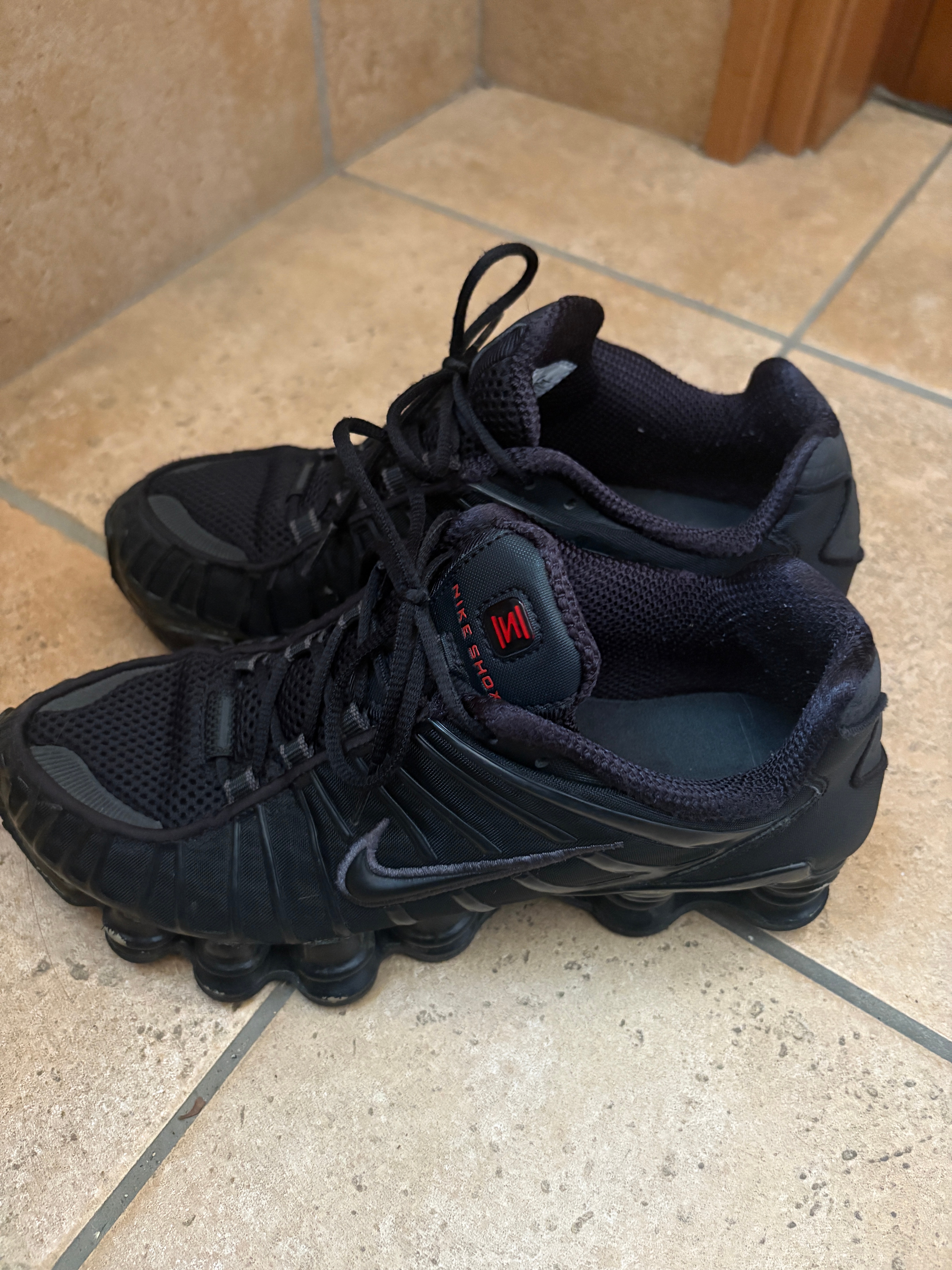 ショックス(Shox)/Nike 人気の新作/中古通販【スニーカーダンク】