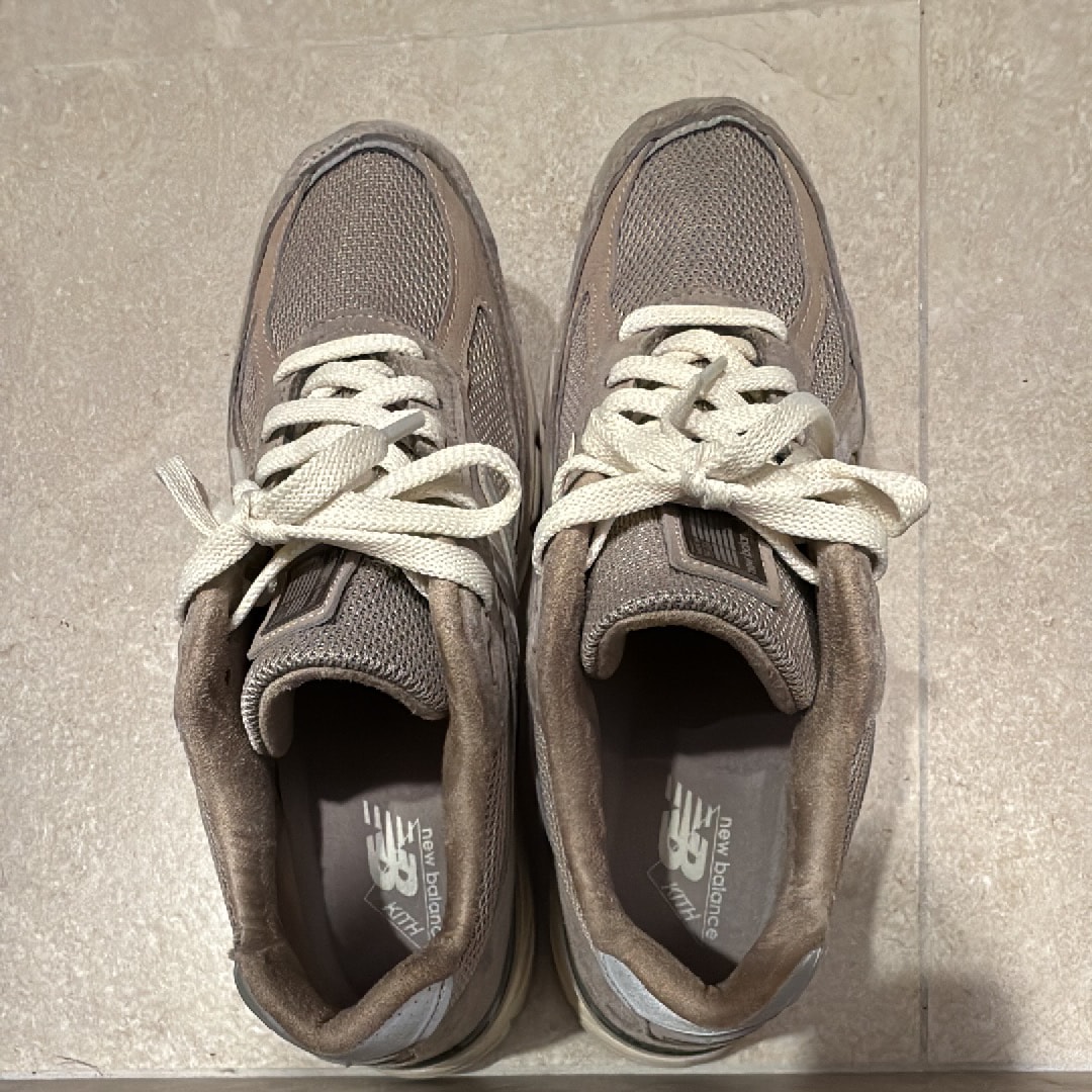 キス × ニューバランス 990V4 "ムーンロック"