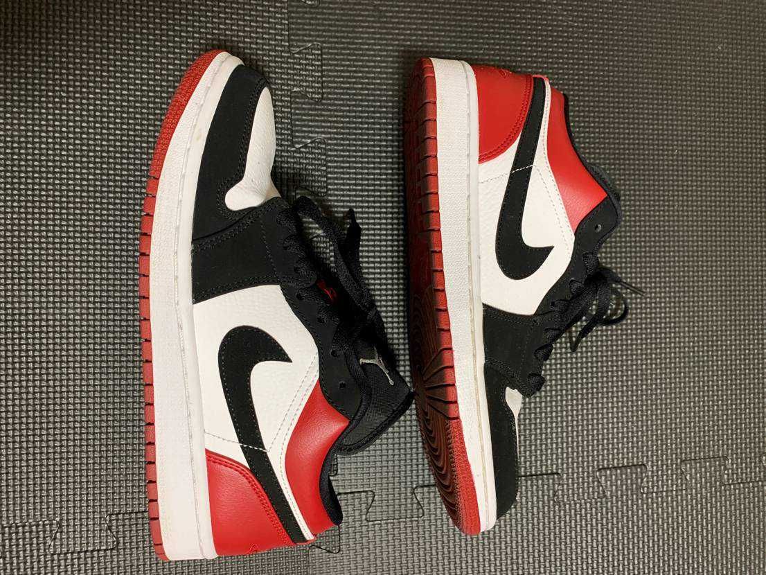 Nike Air Jordan 1 Low "Black Toe"