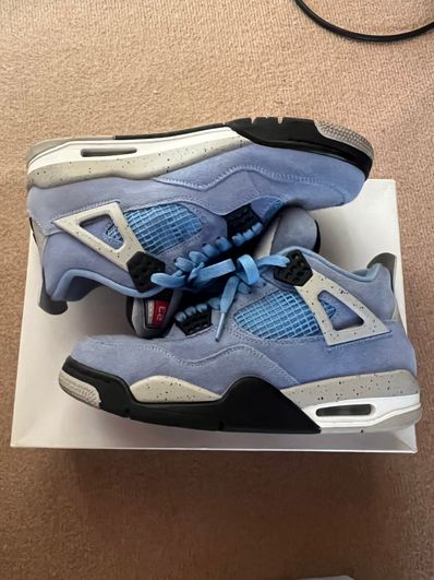 Nike Air Jordan 4 "University Blue"