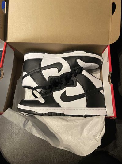 Nike Dunk High "Black and White"