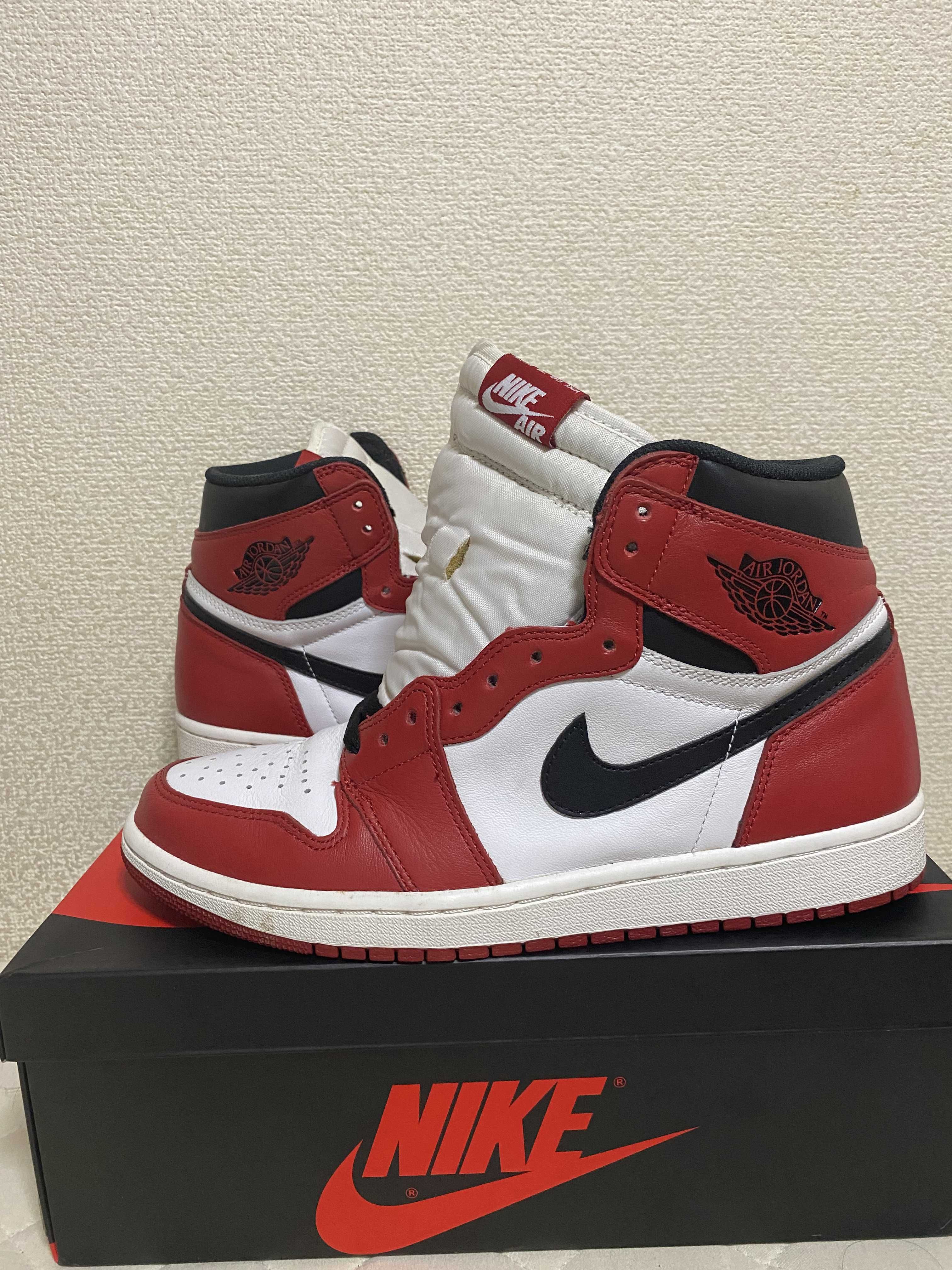 Nike Air Jordan 1 Retro High "Chicago" (2015)