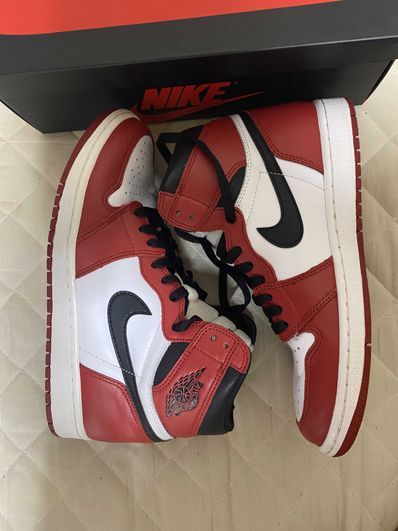 Nike Air Jordan 1 Retro High "Chicago" (2015)