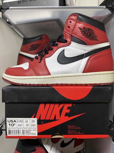 Nike Air Jordan 1 Retro High "Chicago" (2015)