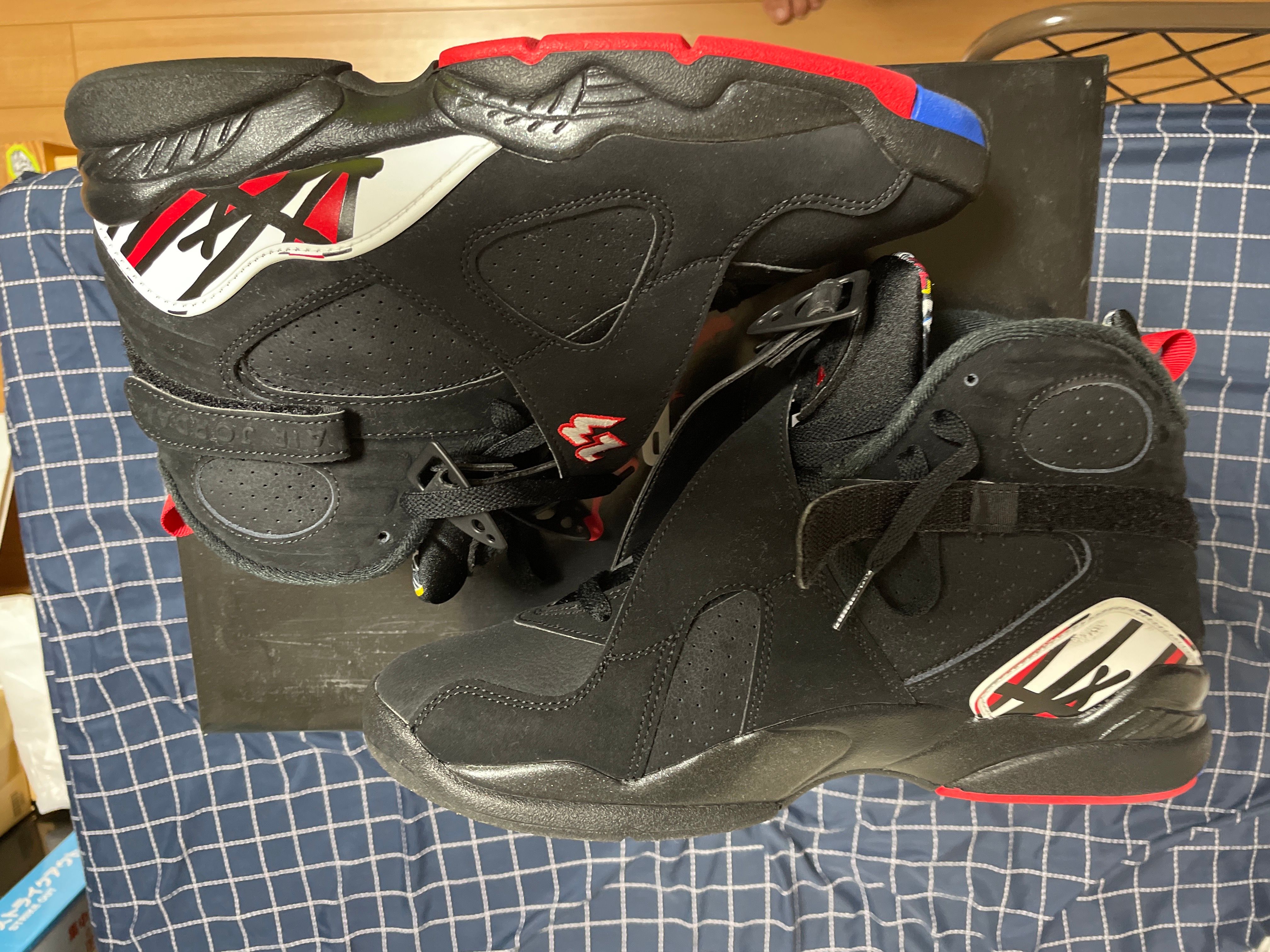 Nike Air Jordan 8 Retro "Playoffs" (2023)