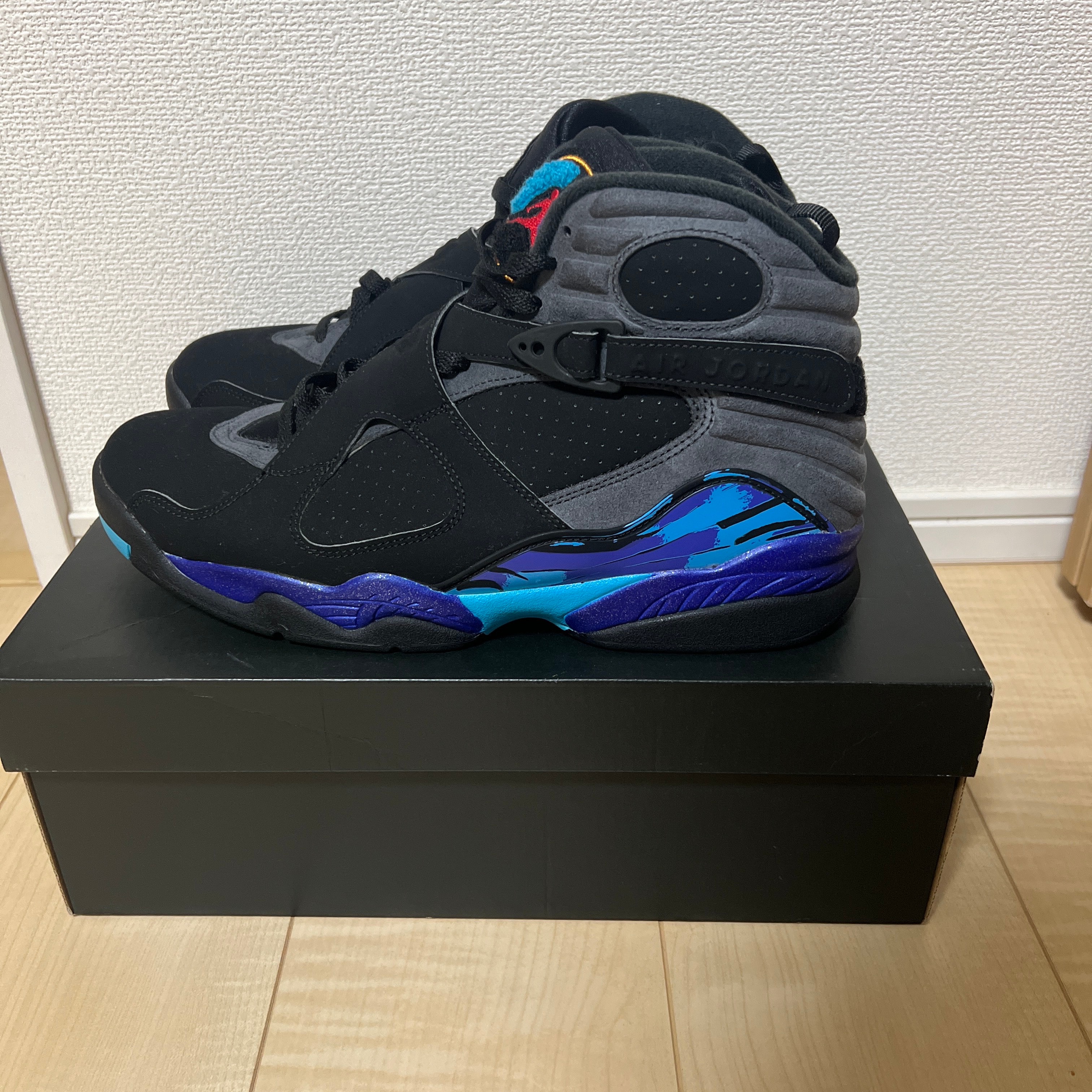 Nike Air Jordan 8 Retro "Aqua" (2015)