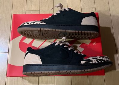 Sole Fly × Nike Air Jordan 1 Low "Black and Sport Red"