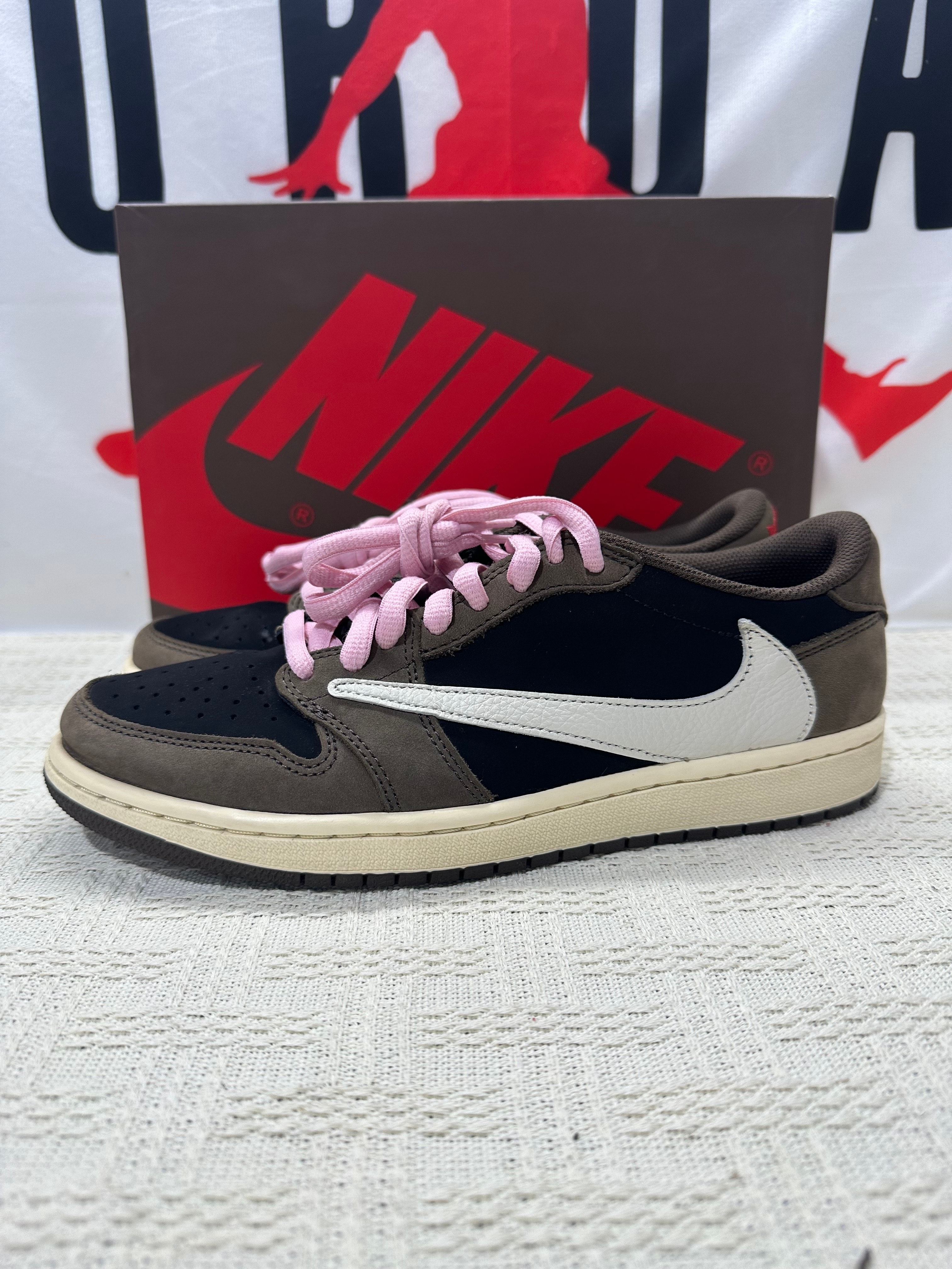 Travis Scott × Nike Air Jordan 1 Low OG SP-T  "Black/Dark Mocha"