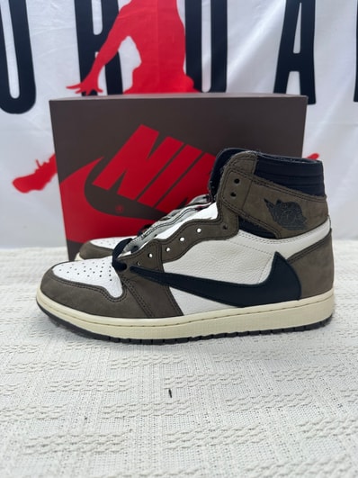Travis Scott × Nike Air Jordan 1 Retro High OG TS SP "Sail/Dark Mocha"