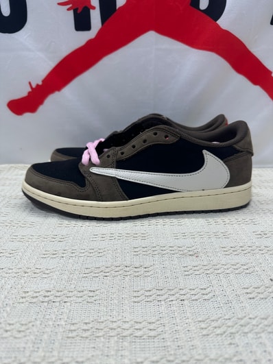 Travis Scott × Nike Air Jordan 1 Low OG SP-T "Black/Dark Mocha"