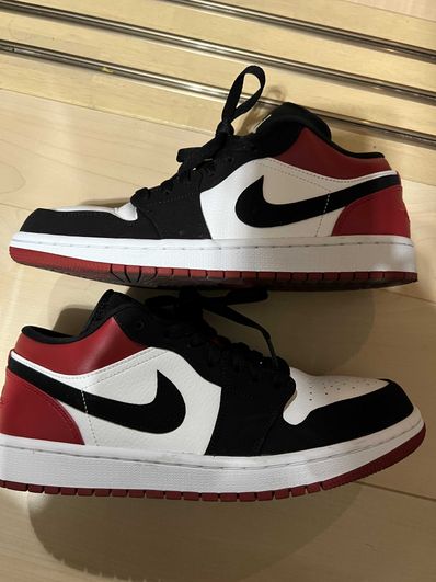 Nike Air Jordan 1 Low "Black Toe"