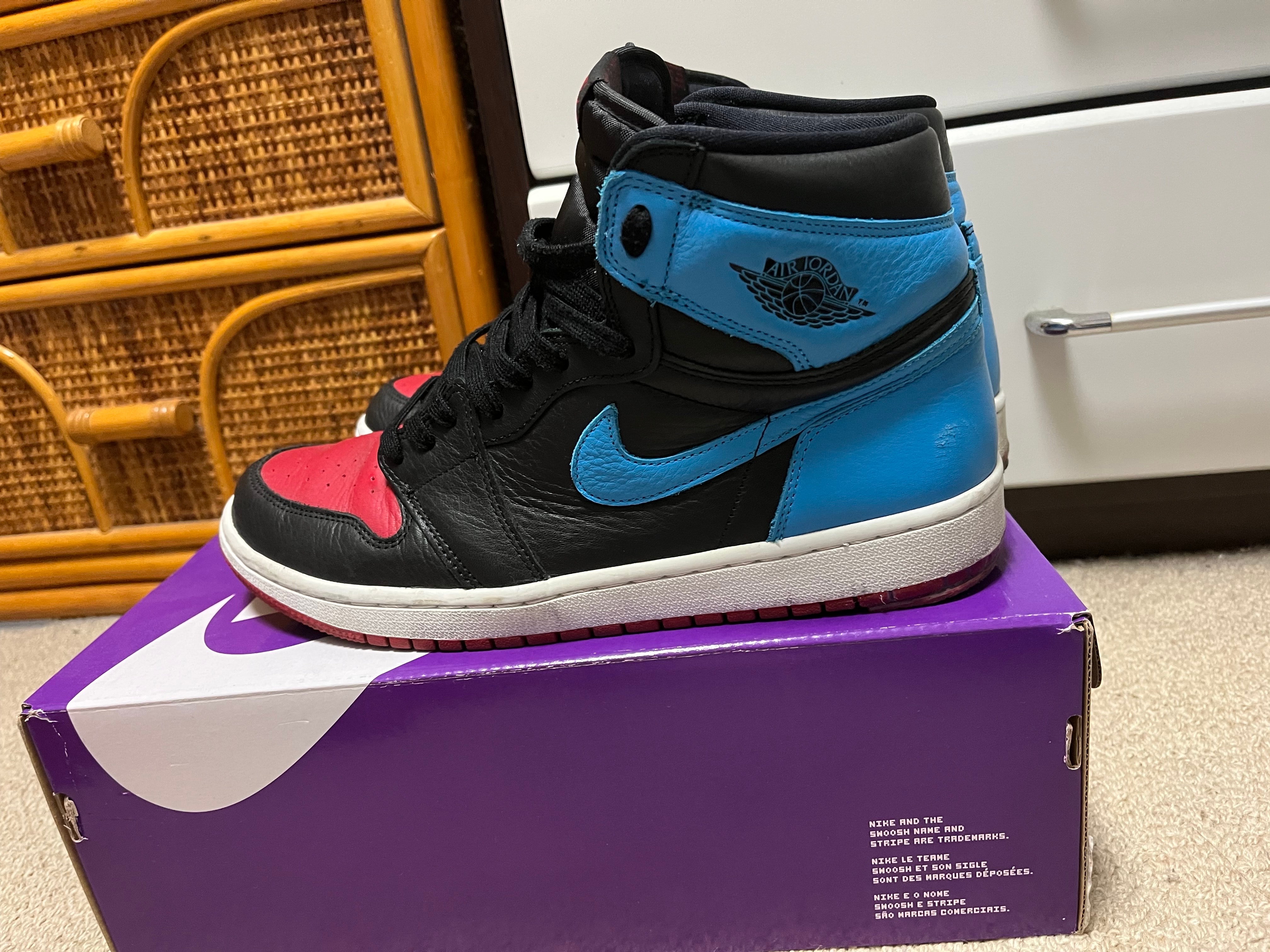 Nike Women's Air Jordan 1 High OG "UNC to Chicago"