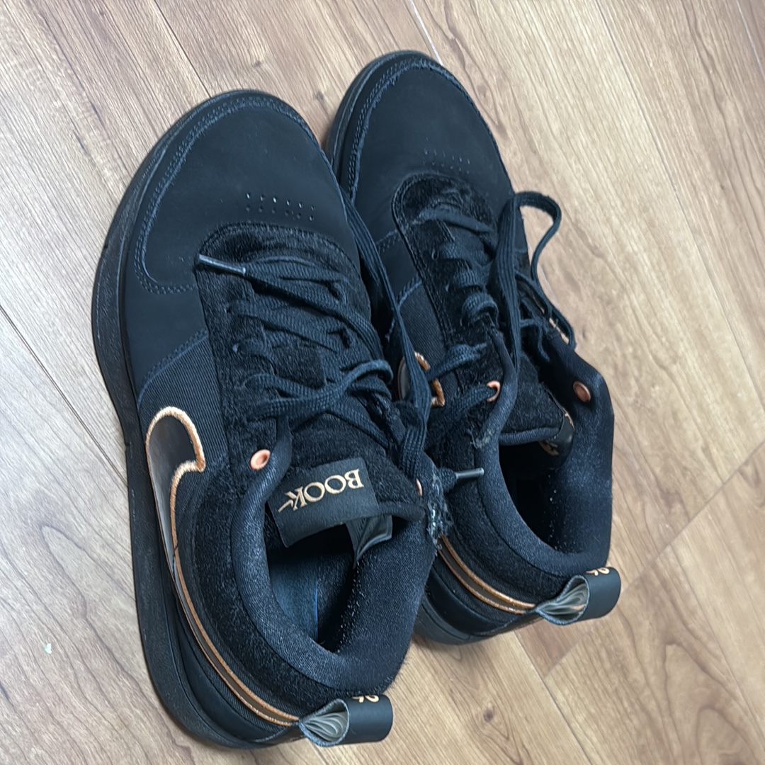 ナイキ ブック1 EP "ヘブン" (FJ4250-001)