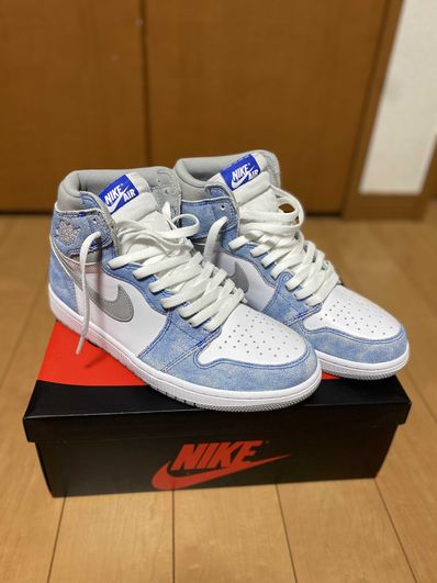 Nike Air Jordan 1 High OG "Hyper Royal"