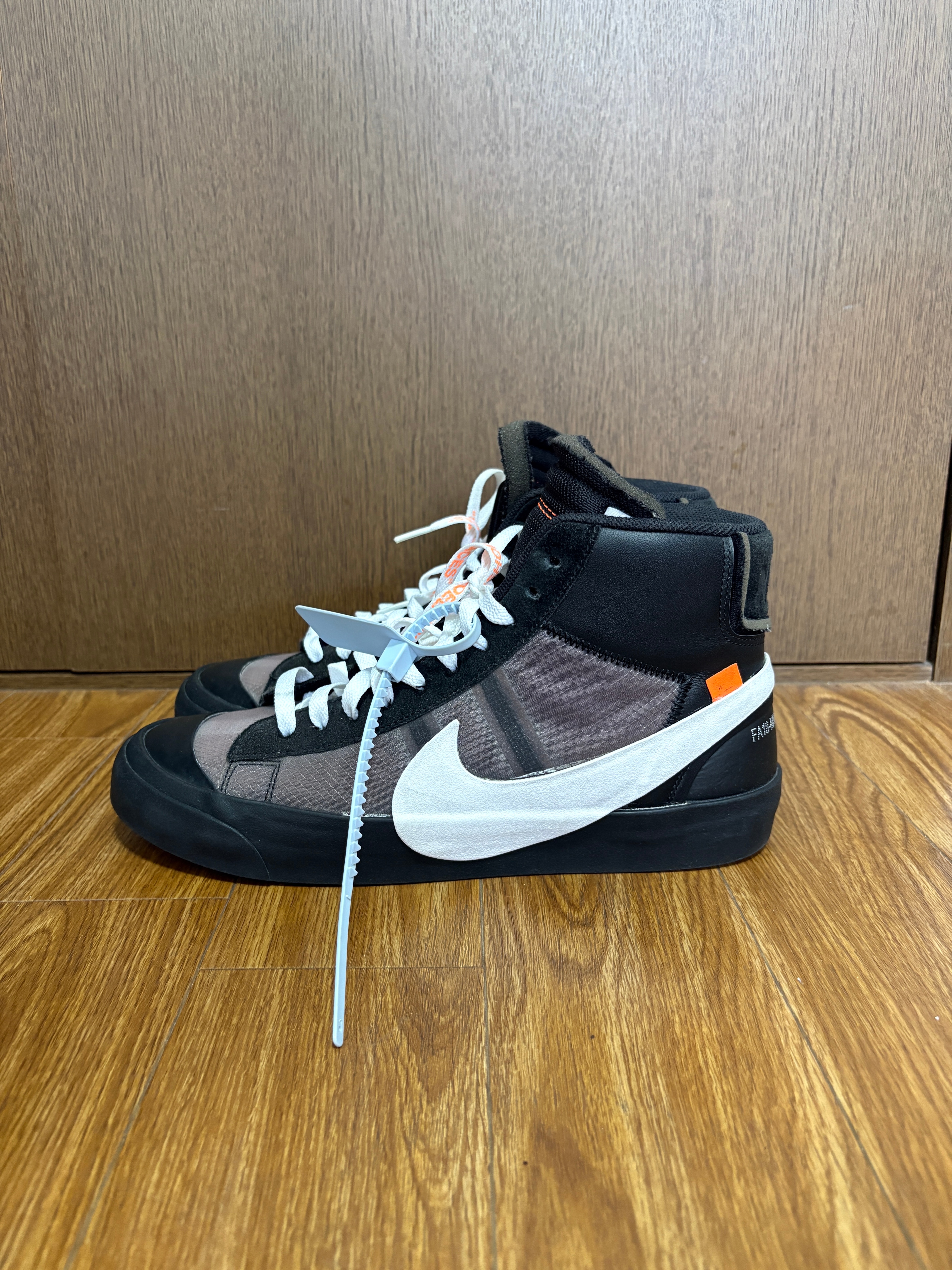 Off-White × Nike Blazer Studio Mid "Grim Reaper"
