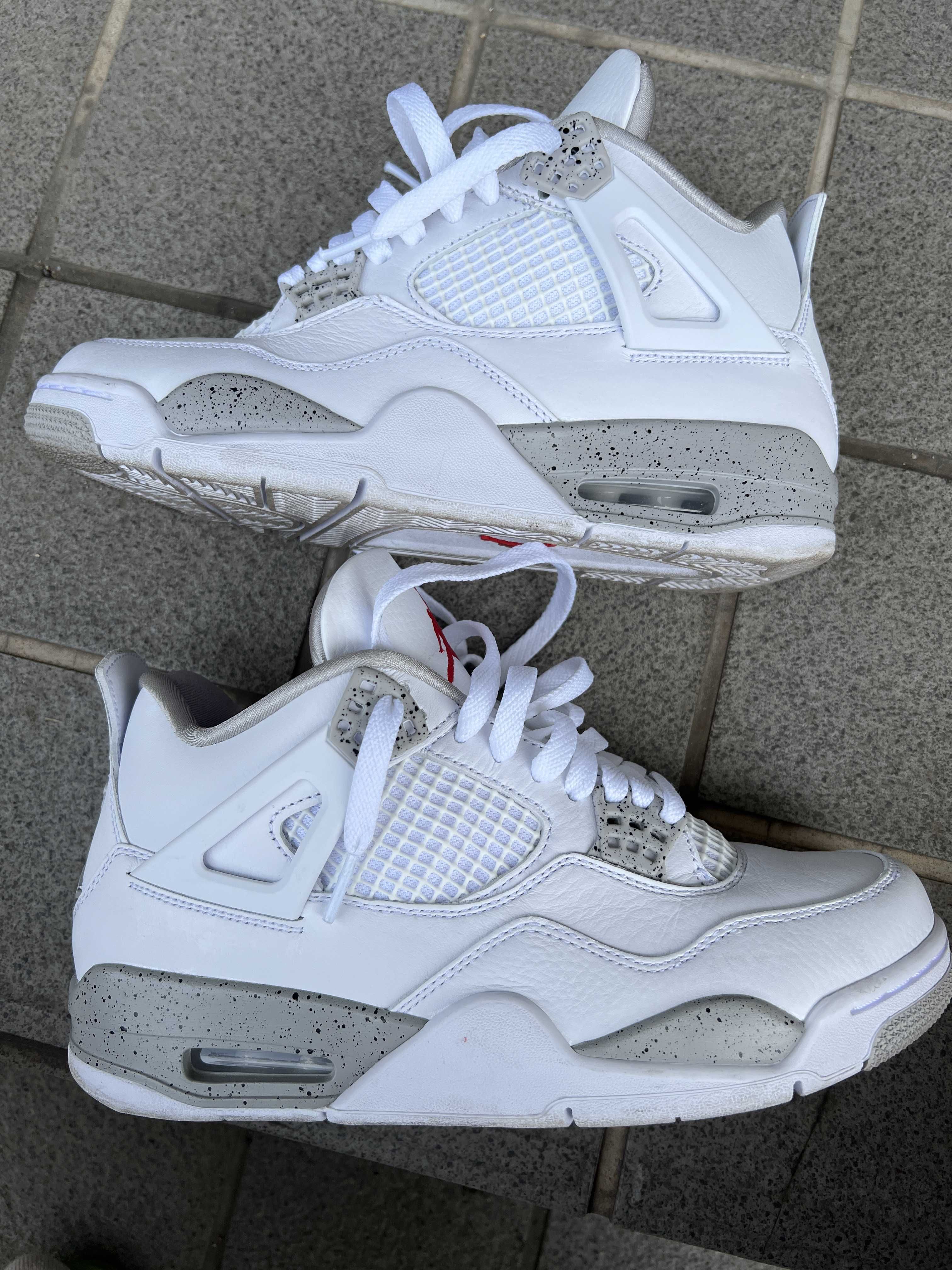 Nike Air Jordan 4 "Tech White"