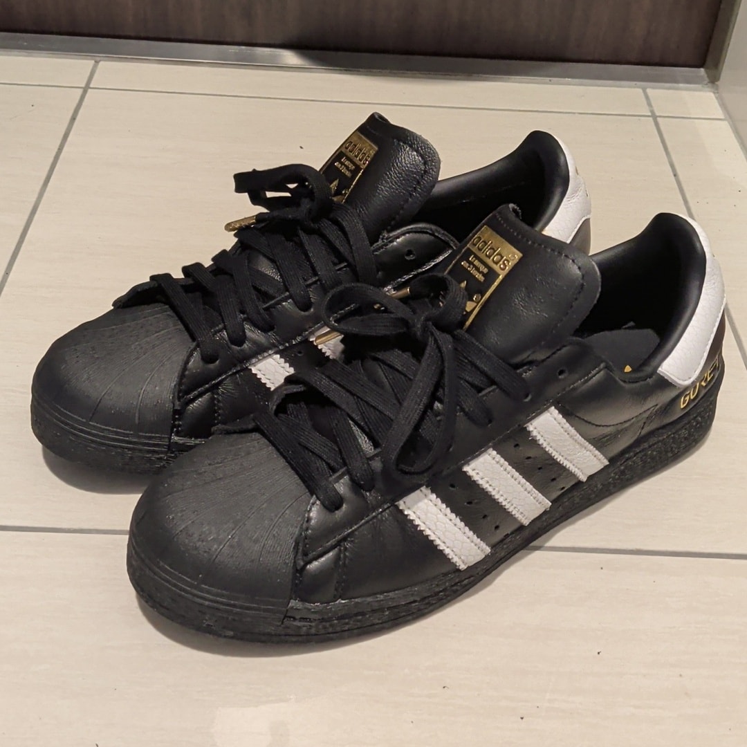 adidas Superstar 82 GORE-TEX "Core Black/Footwear White/Gold Metallic" (atmos Exclusive)