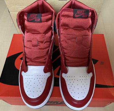 Nike Women's Air Jordan 1 High OG "Satin Red"