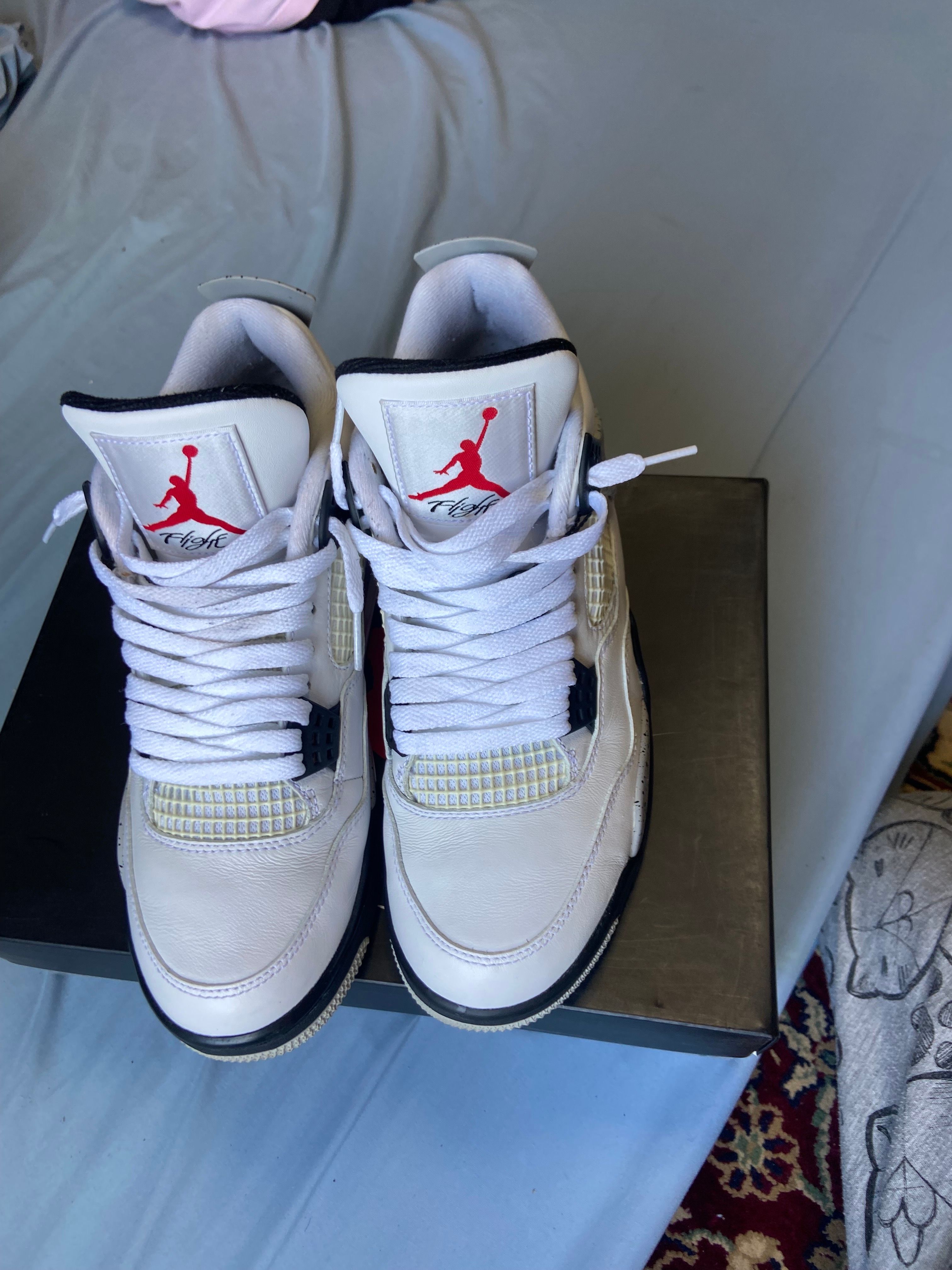 Nike Air Jordan 4 Retro 