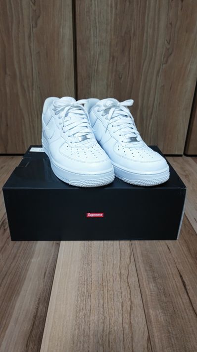Supreme × Nike Air Force 1 Low "White"