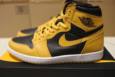 Nike Air Jordan 1 High OG "Pollen"
