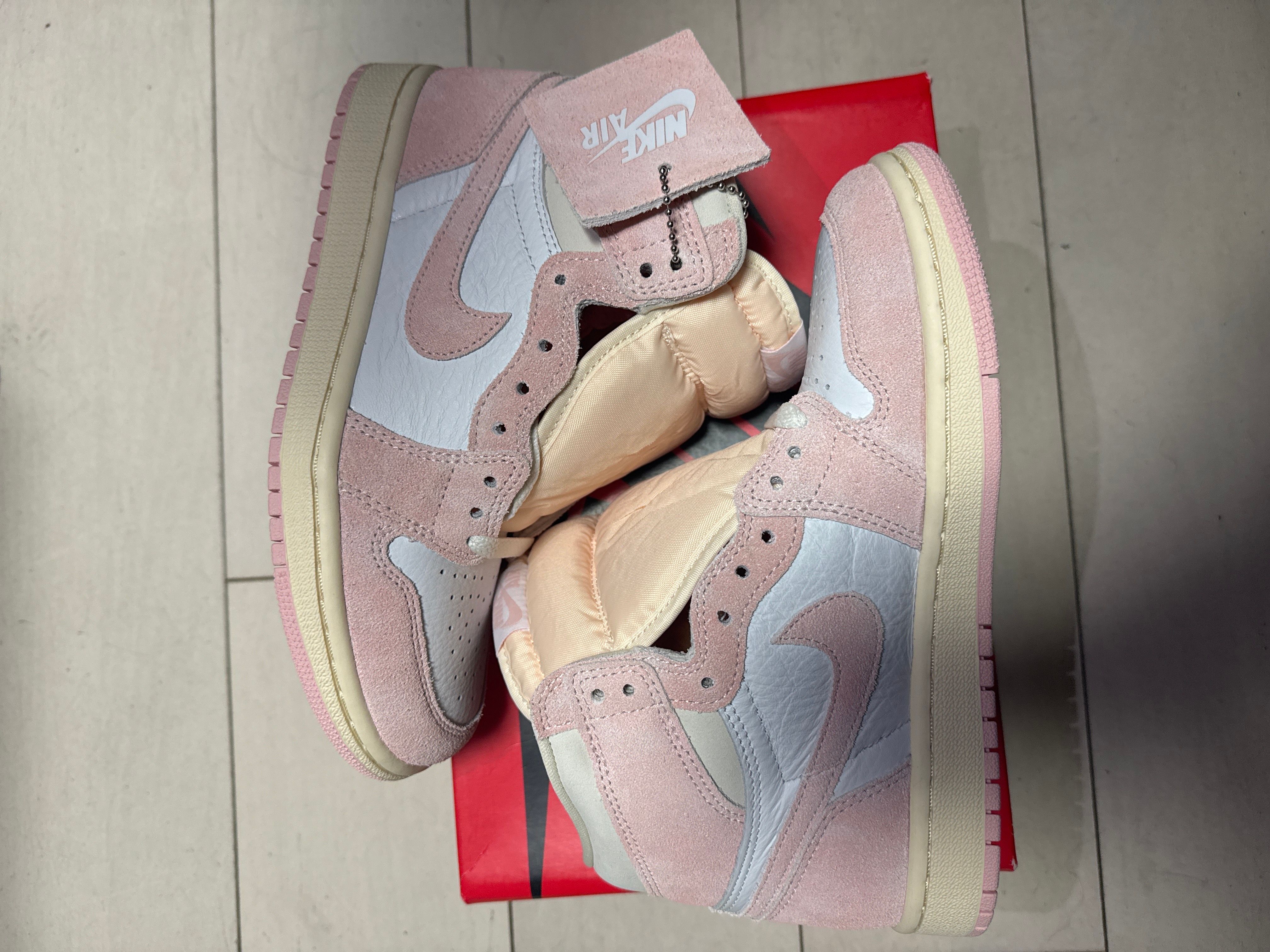 Nike Women's Air Jordan 1 Retro High OG "Washed Pink"