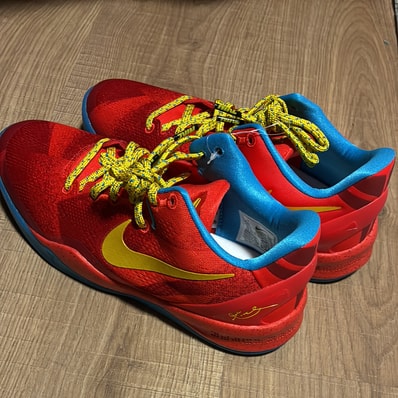 コービー8プロトロ イヤーオブザホース 赤 バッシュ kobe8 25cm コービー8プロトロ イヤーオブザホース 赤 バッシュ kobe8 25cm
