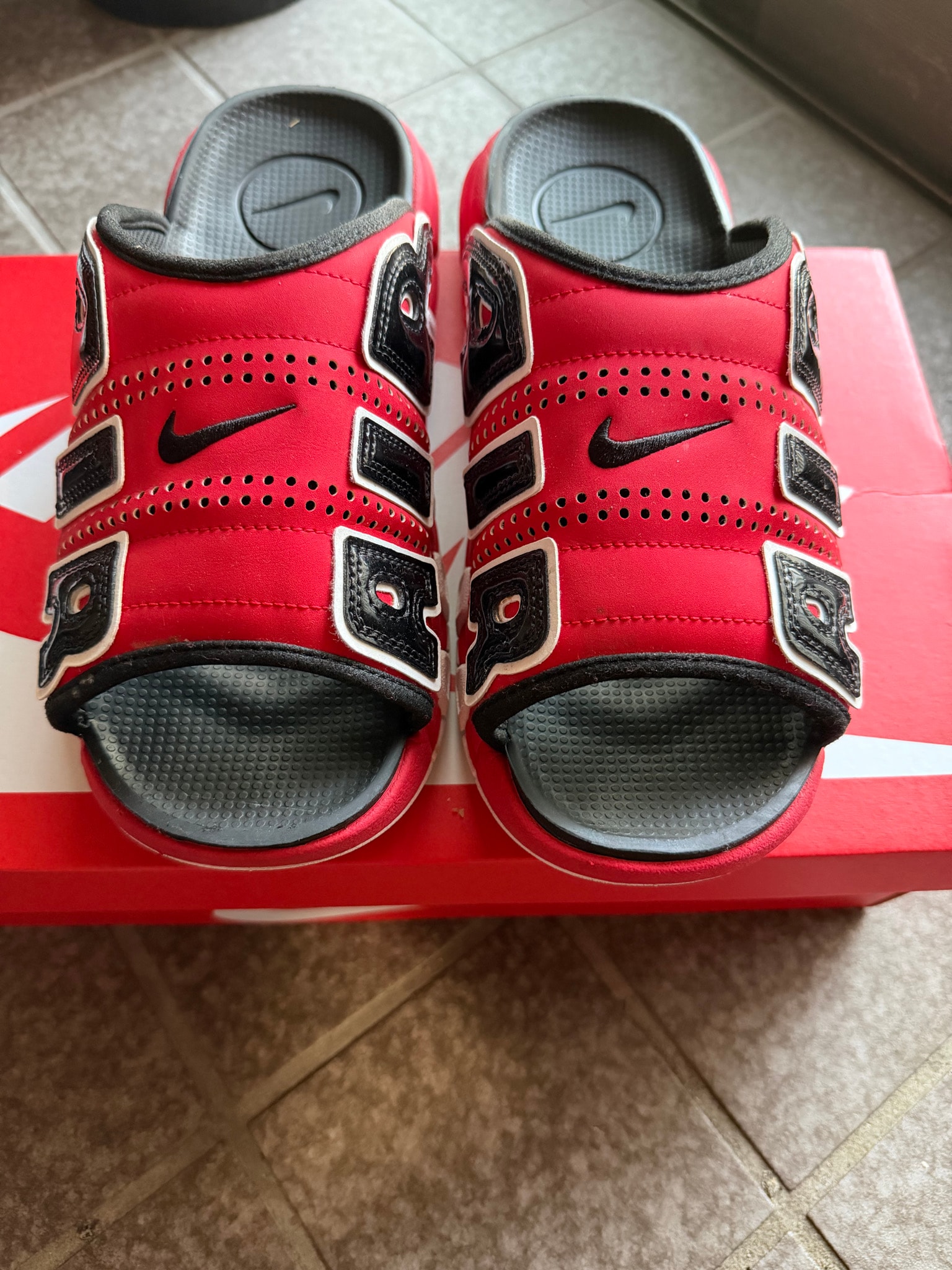 Nike Air More Uptempo Slide "University Red/Black" (FJ6035-600/FJ6036-600)
