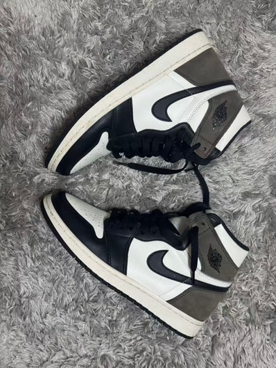 Nike Air Jordan 1 High OG "Sail/Dark Mocha/Black"