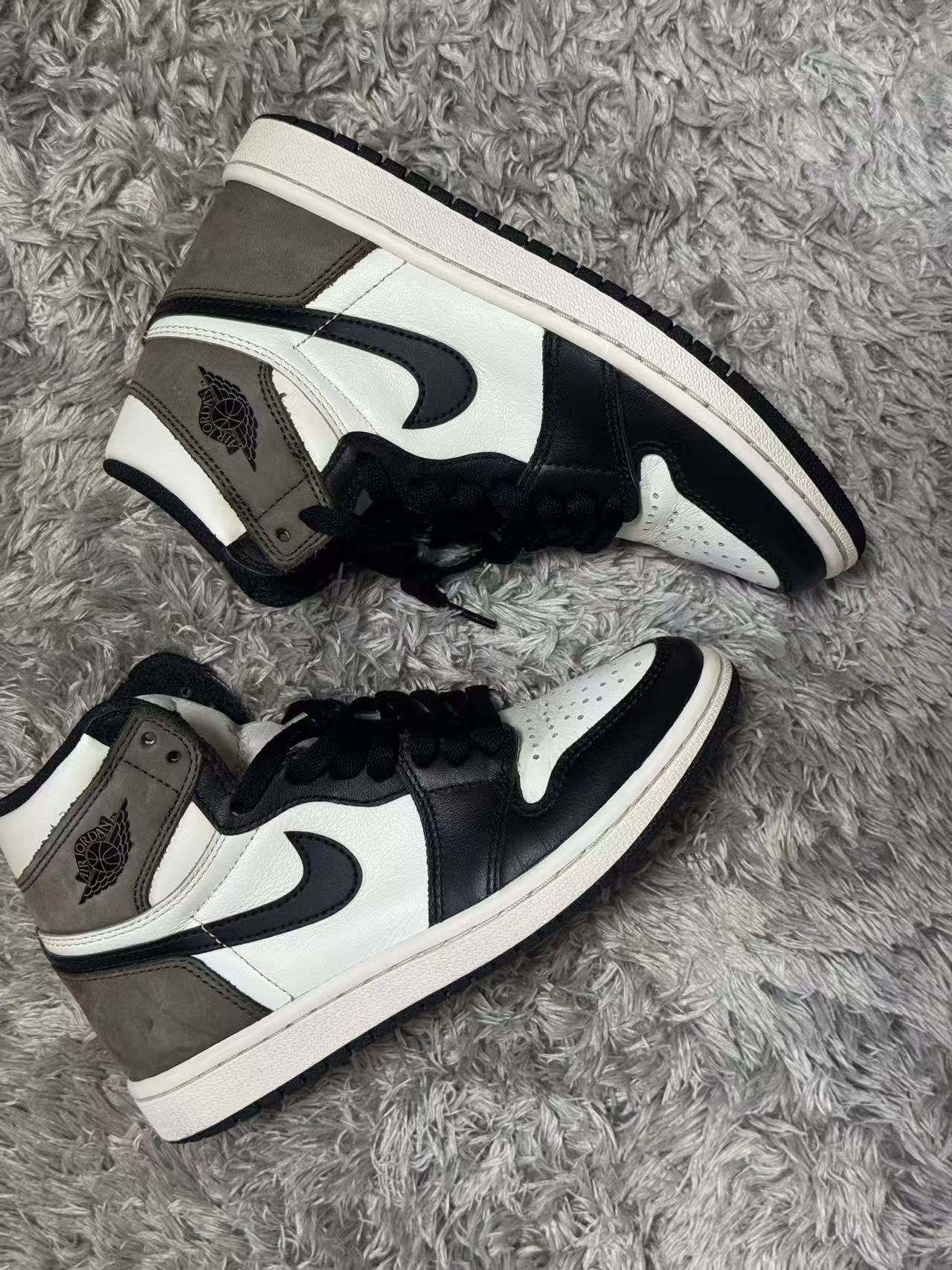 Nike Air Jordan 1 High OG "Sail/Dark Mocha/Black"