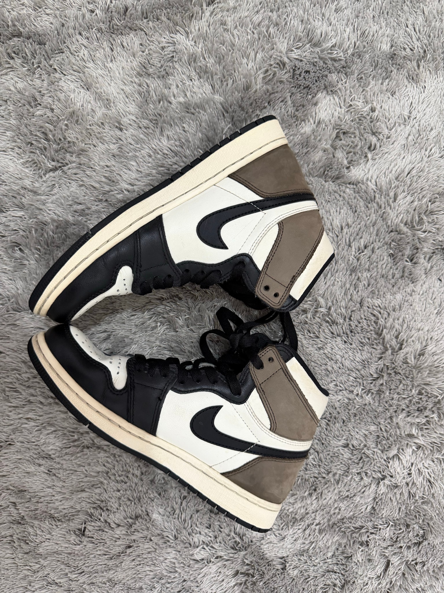 Nike Air Jordan 1 High OG "Sail/Dark Mocha/Black"