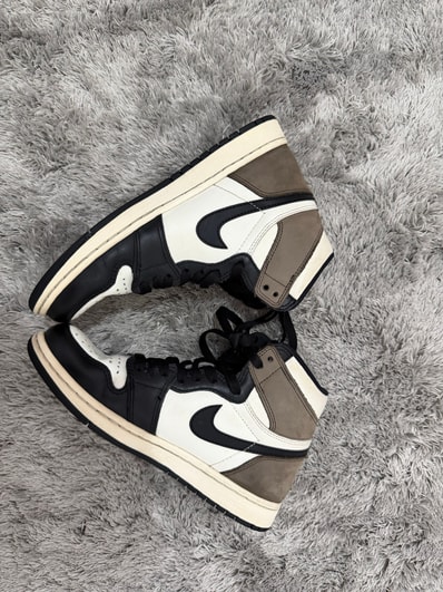 Nike Air Jordan 1 High OG "Sail/Dark Mocha/Black"