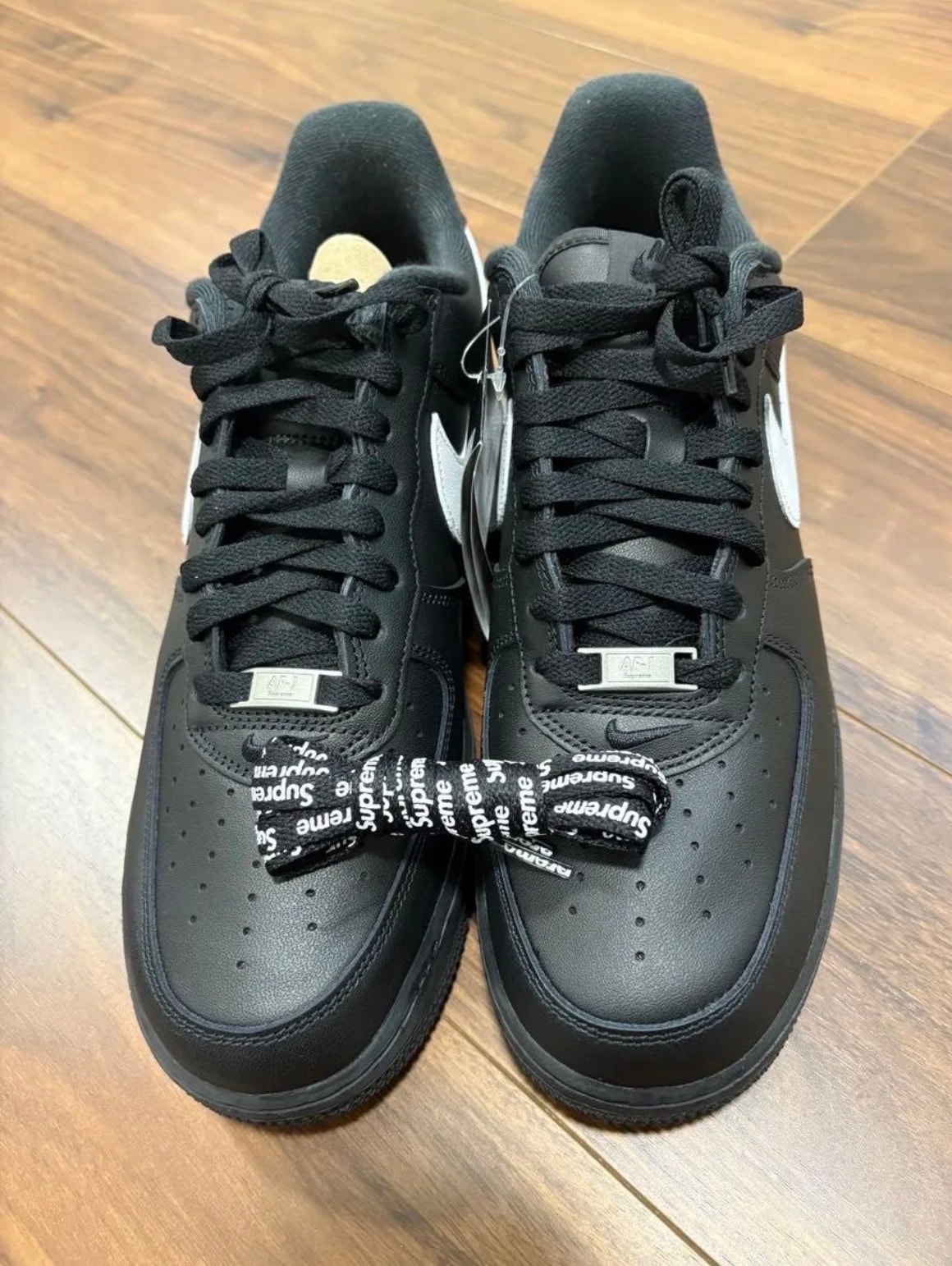 Supreme × Nike Air Force 1 Low "Black/White"