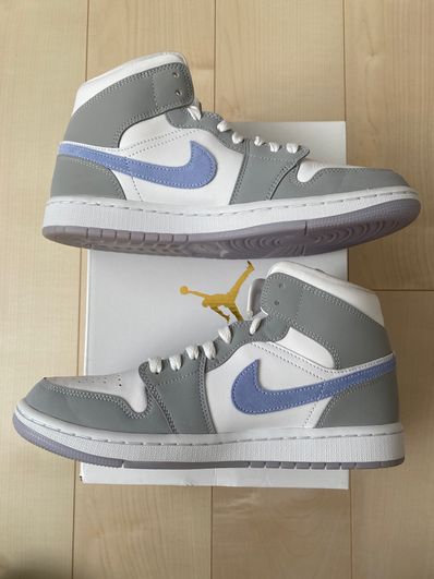 Nike Women's Air Jordan 1 Mid "Wolf Grey"