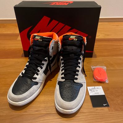 Nike Air Jordan 1 RETRO High OG "Hyper Crimson"