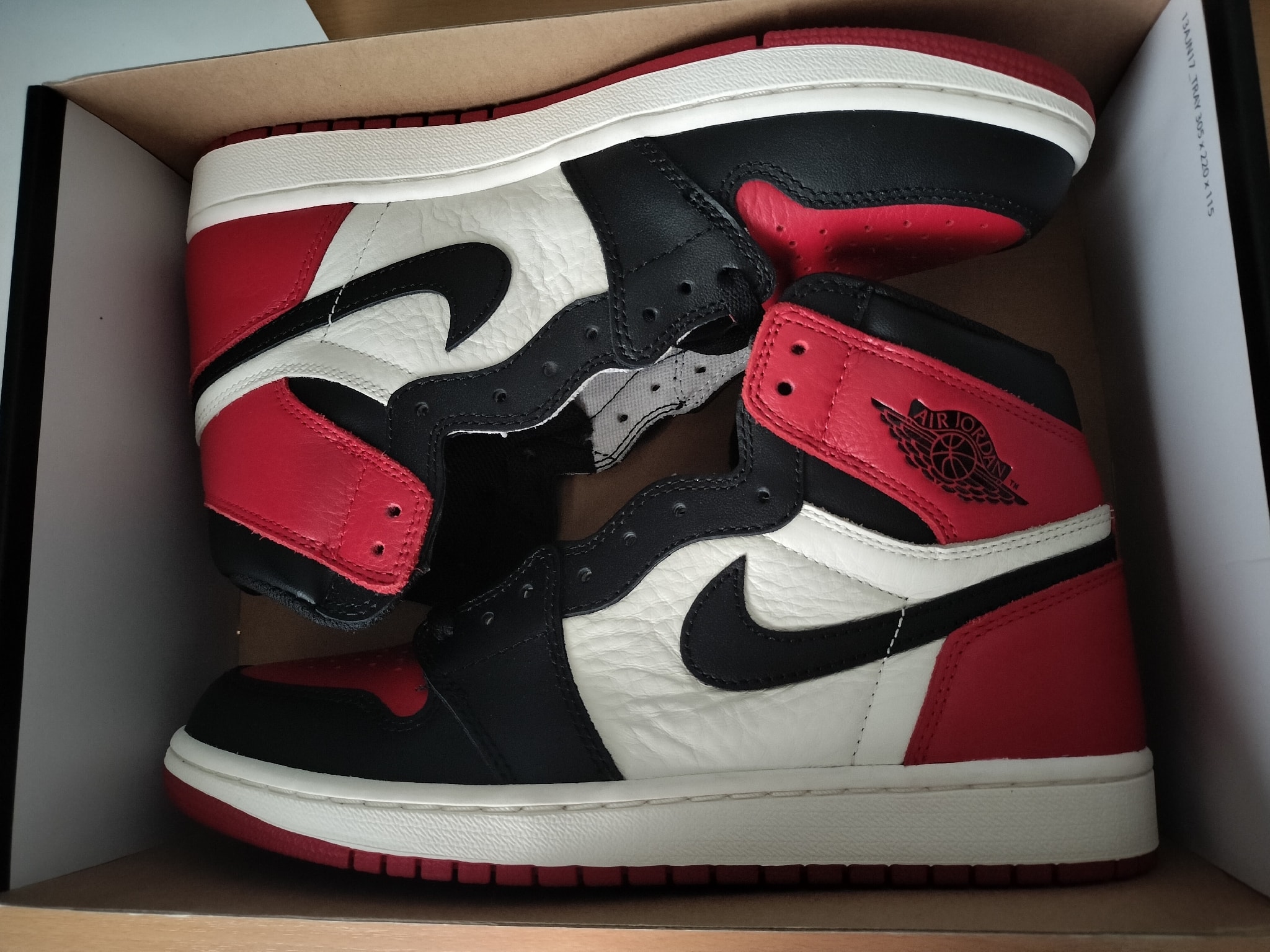 Nike Air Jordan 1 Retro High OG "Bred Toe"