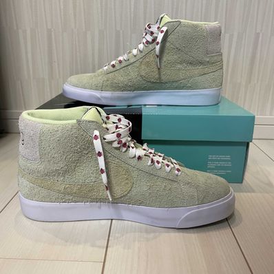 Flog Skateboards × Nike QS SB Zoom Blazer Mid