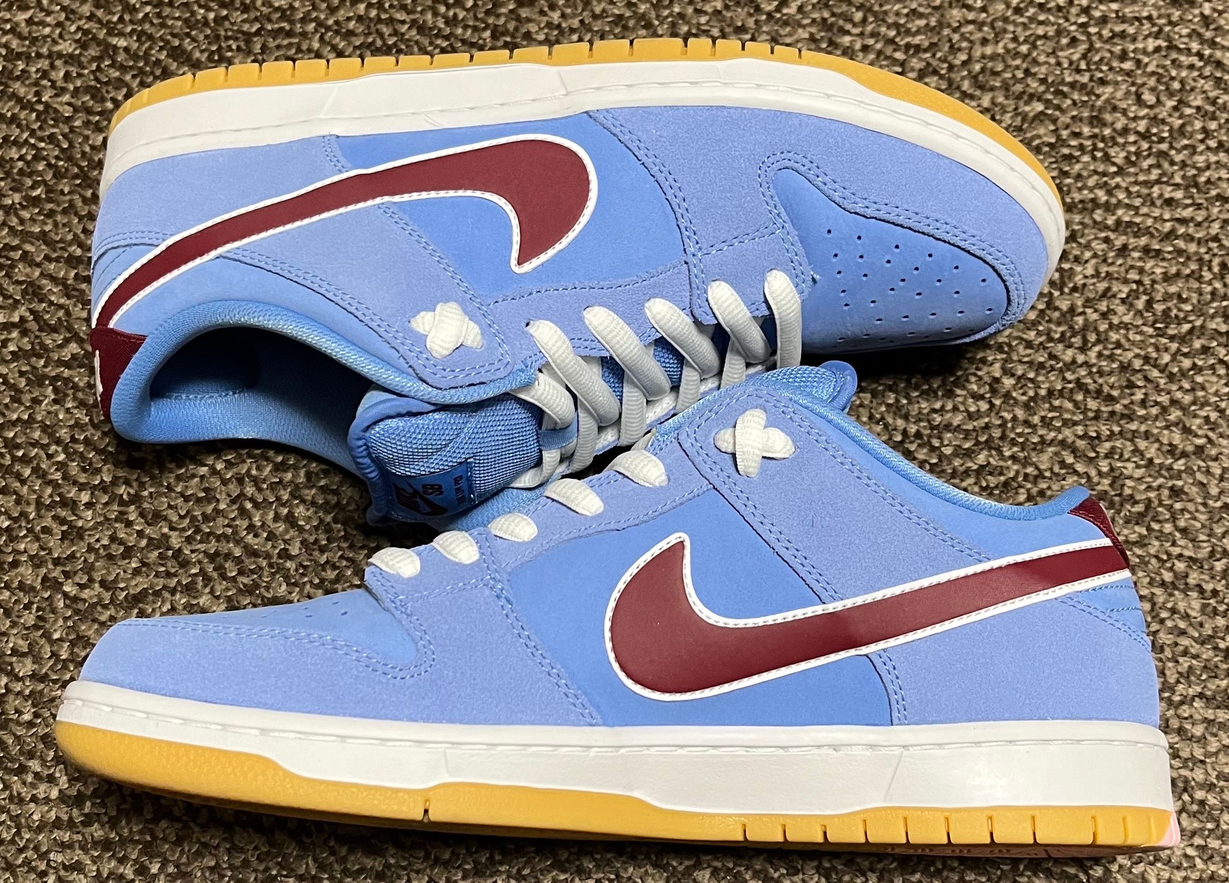 Nike SB Dunk Low Pro "Philadelphia Phillies/Valor Blue and Team Maroon"
