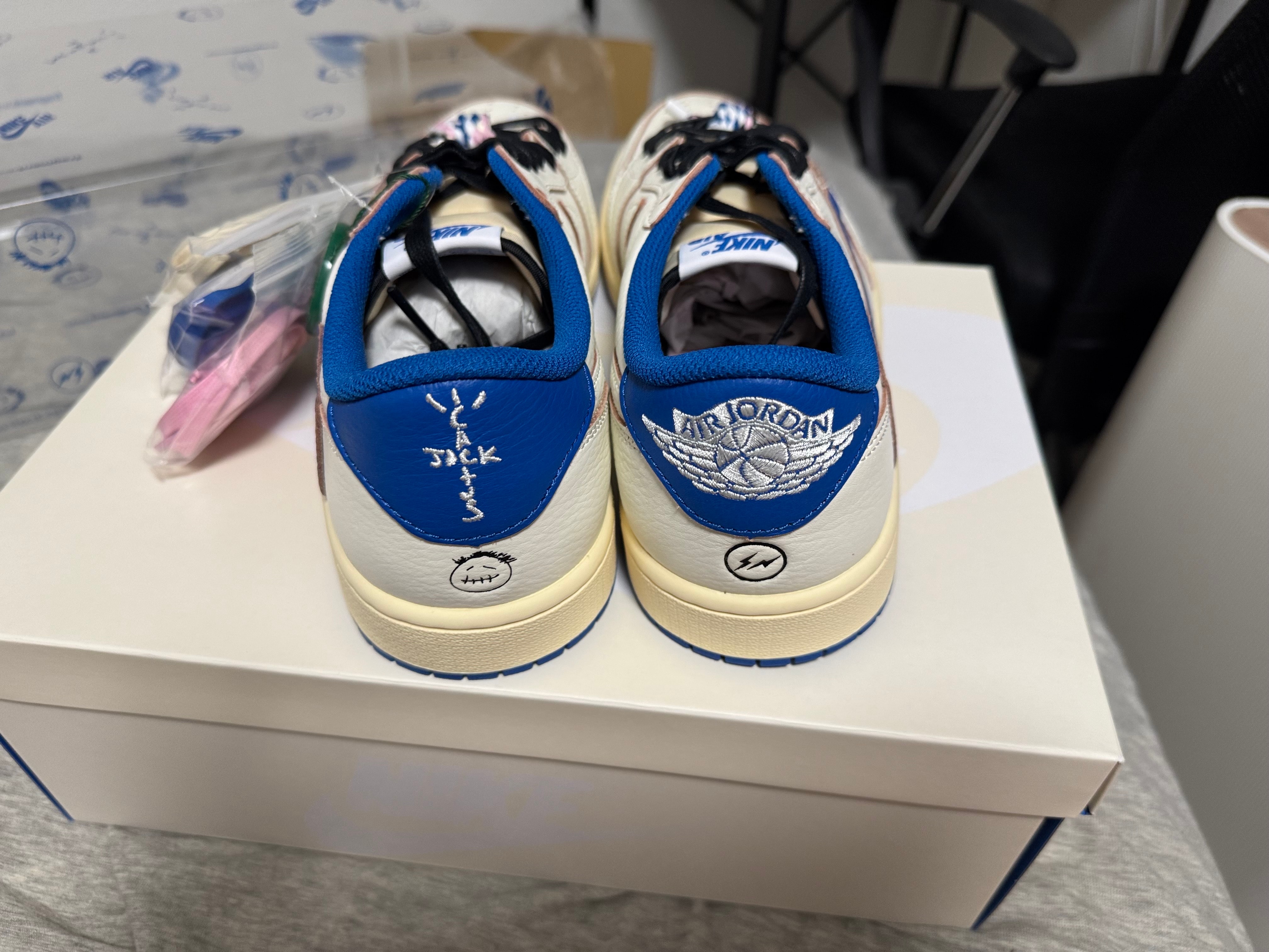 Travis Scott × fragment design × Nike Air Jordan 1 Low OG "Sail/Military Blue"