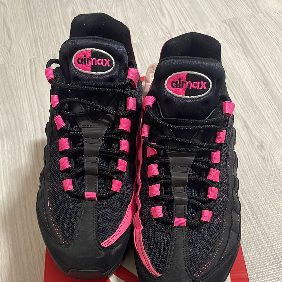 Nike Air Max 95 "Black/Pink"