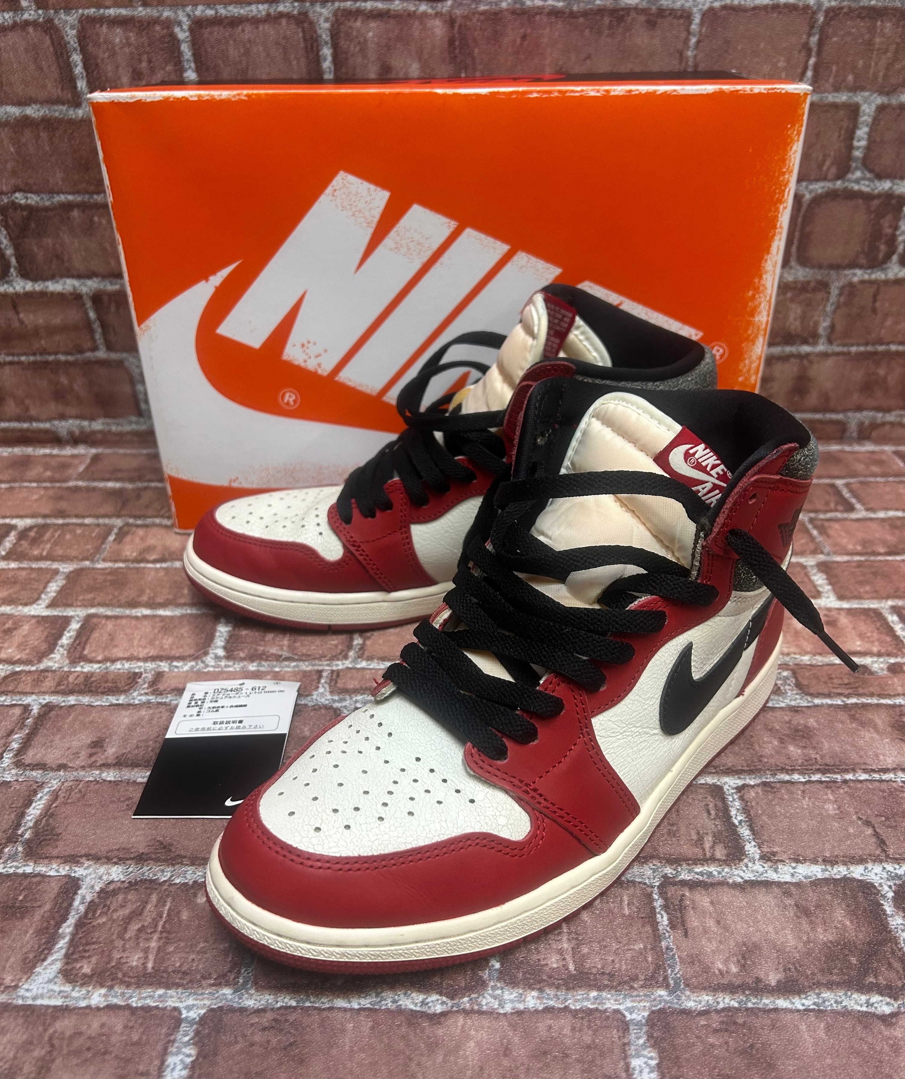Nike Air Jordan 1 High OG "Lost & Found/Chicago"