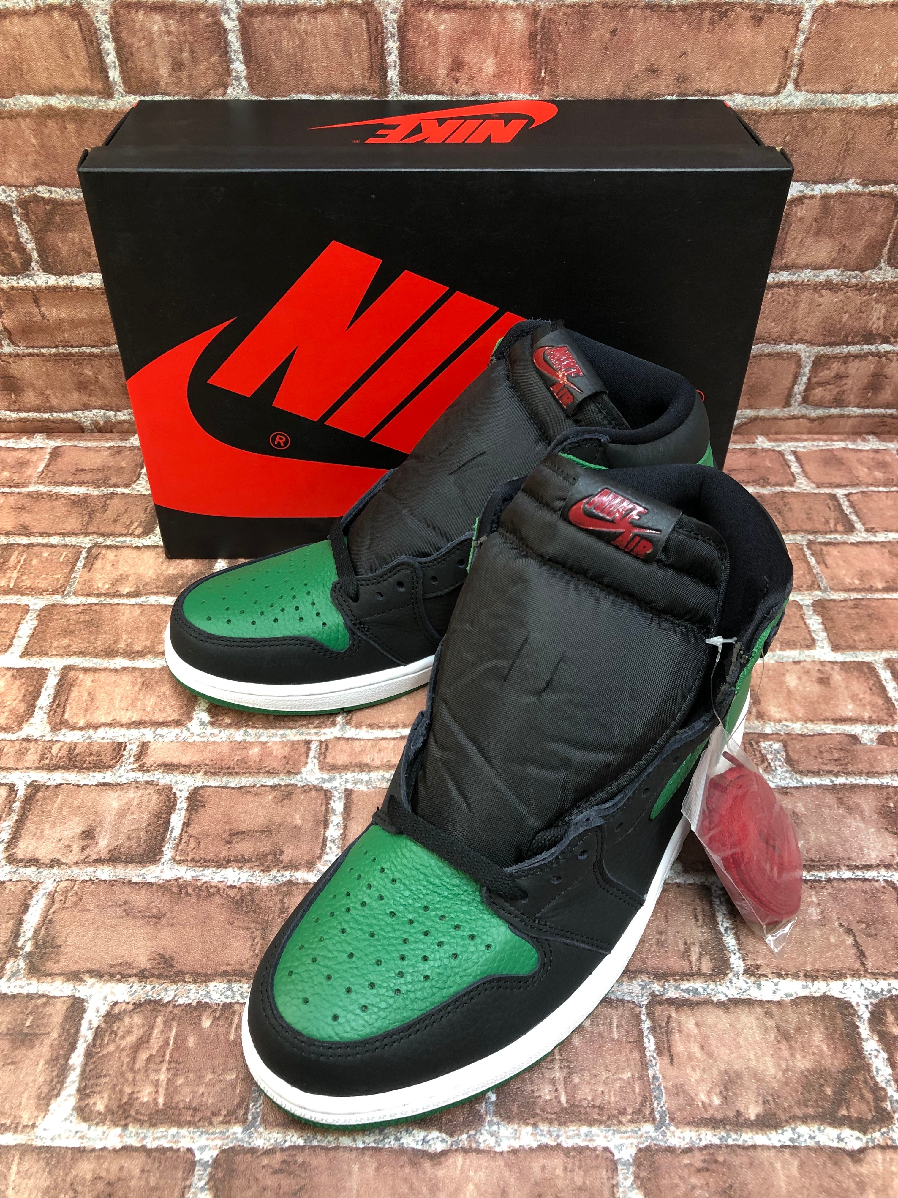 Nike Air Jordan 1 Retro High OG "Black/Pine Green" (2020)      