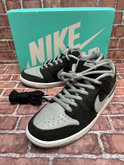 Nike SB Dunk Low "Shadow"