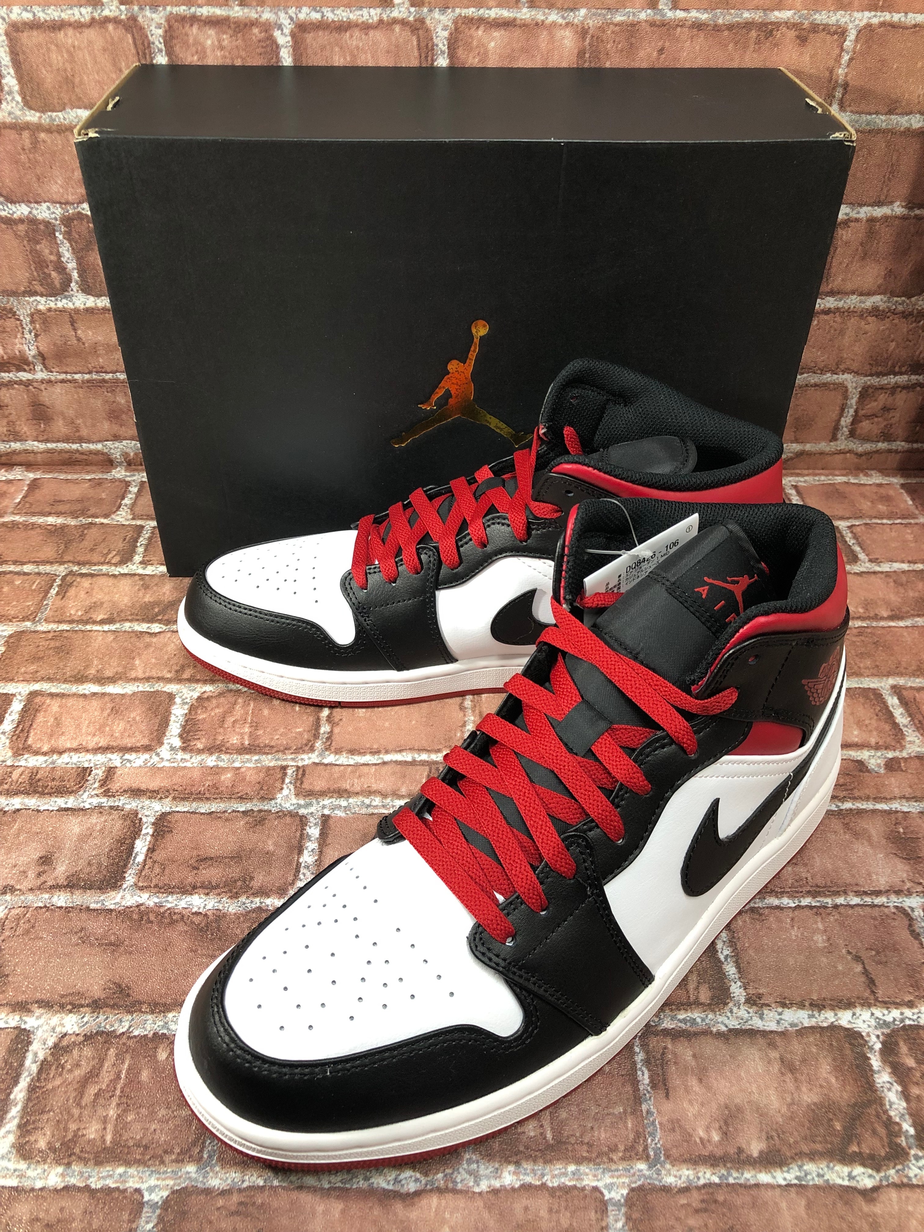 Nike Air Jordan 1 Mid "Gym Red"