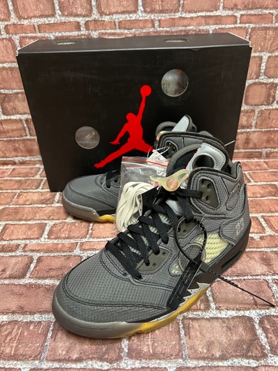 Off-White × Nike Air Jordan 5 "Black/Muslin/Fire Red"